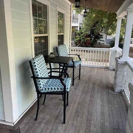 Updated Red Door Revival In Downtown Saint Augustine المظهر الخارجي الصورة